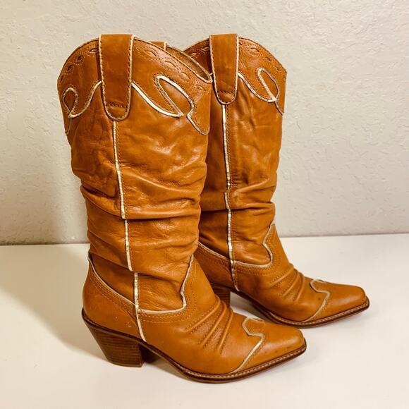 VERY‎ VOLATILE Cowboy Boots Slouchy Gold Detail Mid Calf Retro Rodeo Rawhide NFR - Picture 4 of 10